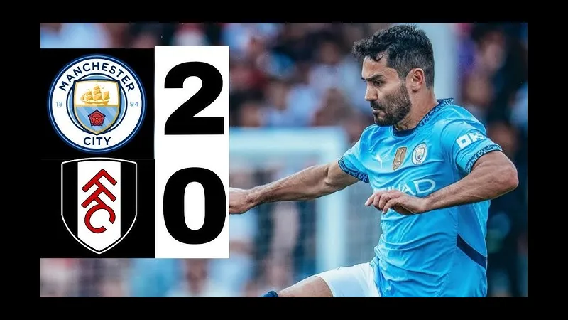 Cầu thủ Man City với sự kiên nhẫn và kỹ thuật đi bóng qua các cầu thủ Fulham Cầu thủ Man City với sự kiên nhẫn và kỹ thuật đi bóng qua các cầu thủ Fulham